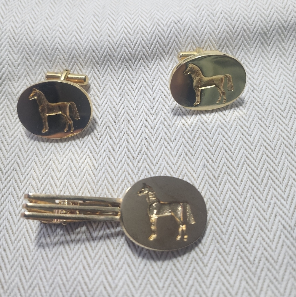 White horse cufflinks set vintage Gold Plated